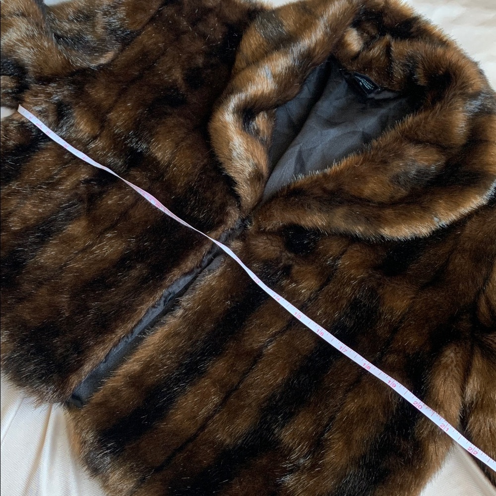 Cejon Mink Style Faux Fur Cropped Jacket Size XL | Cropped Faux Fur Coat - Picture 8 of 10